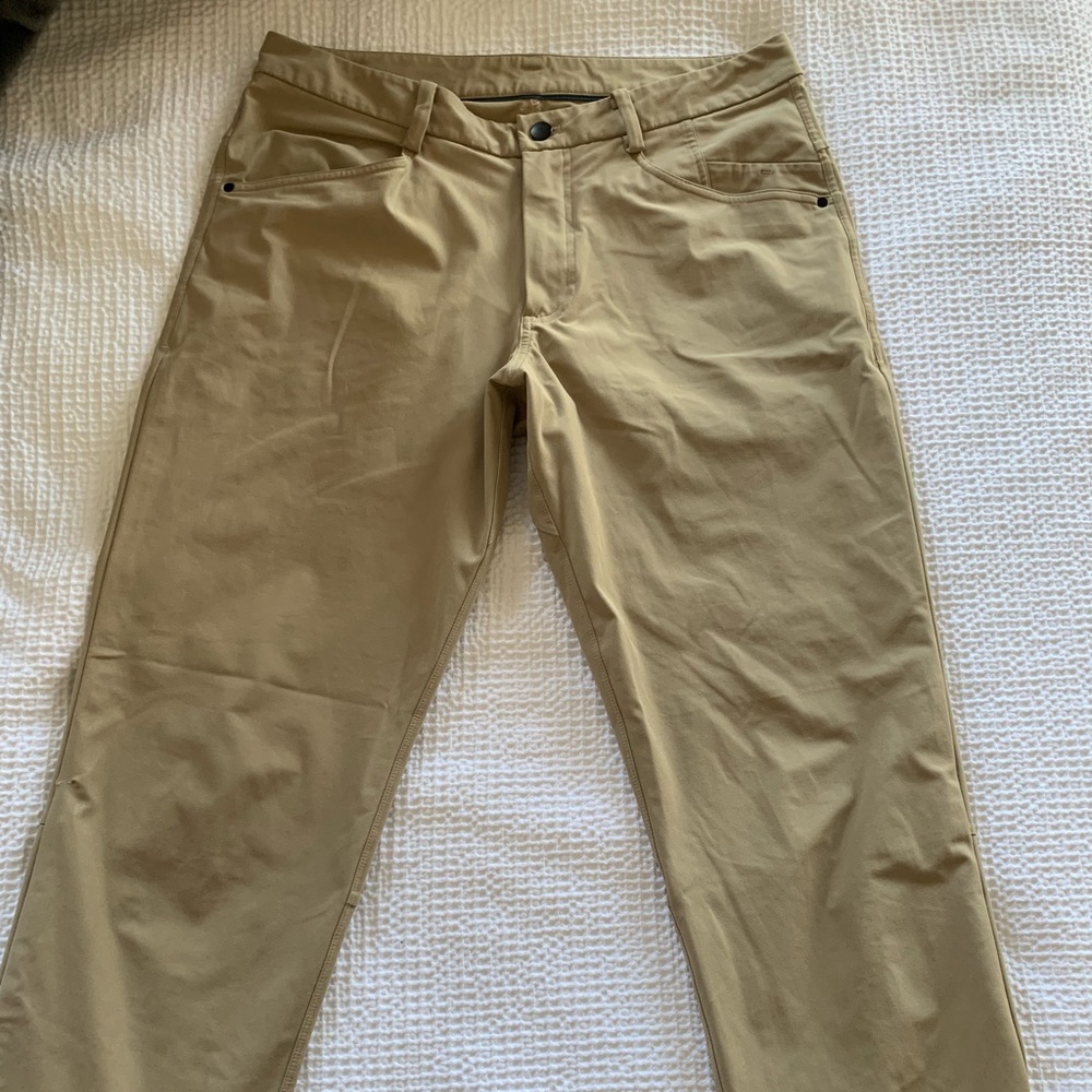 Lululemon Men’s ABC Classic Fit Pants
